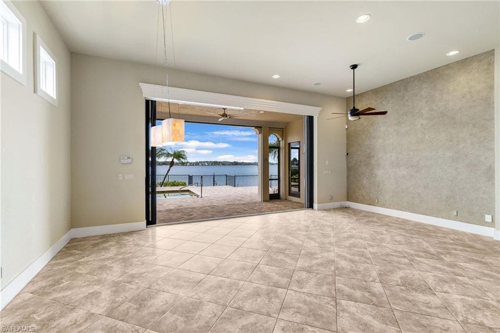 11759 Via Savona CT-4