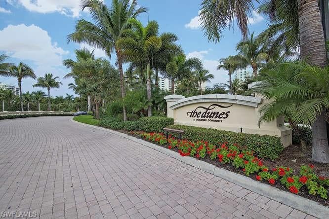 295 Grande WAY 1006-11