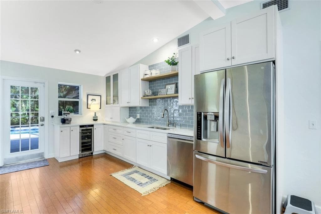 739 7th AVE N-10