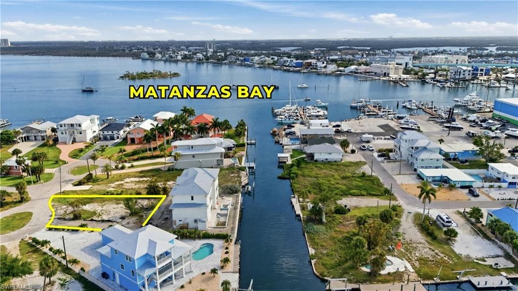 740 Matanzas CT-7