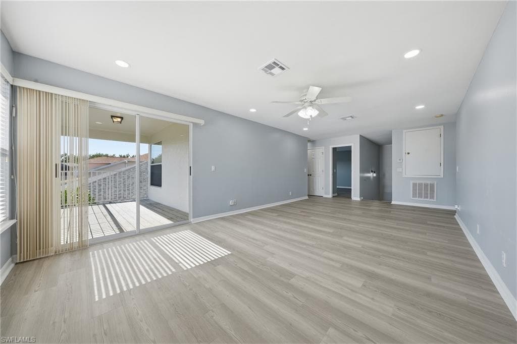 15078 Topsail CT-23