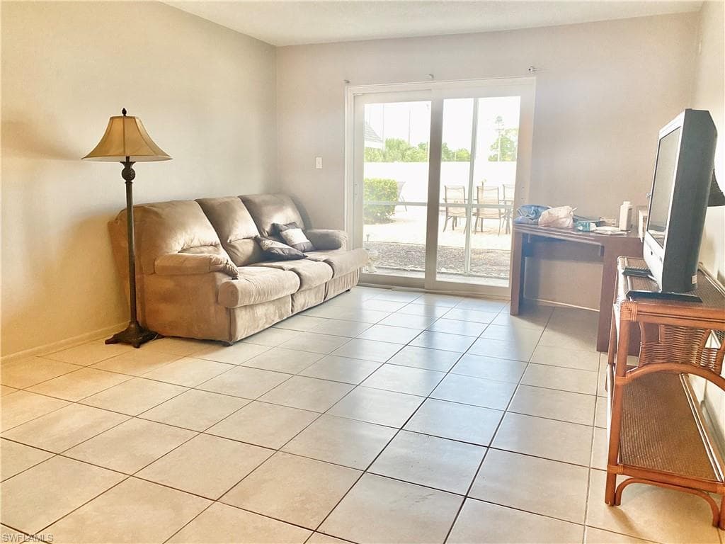 1849 Maravilla AVE A8-7