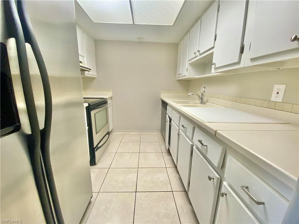 1849 Maravilla AVE A8-4