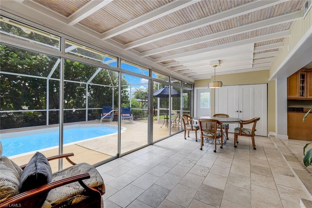 27061 Homewood DR-7
