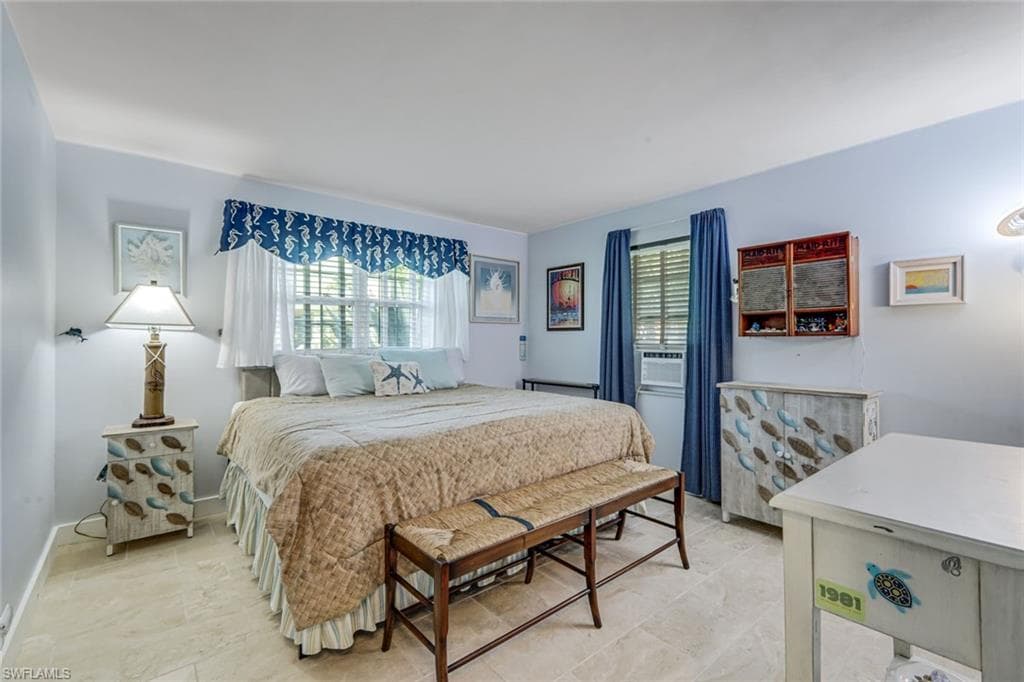 27061 Homewood DR-25