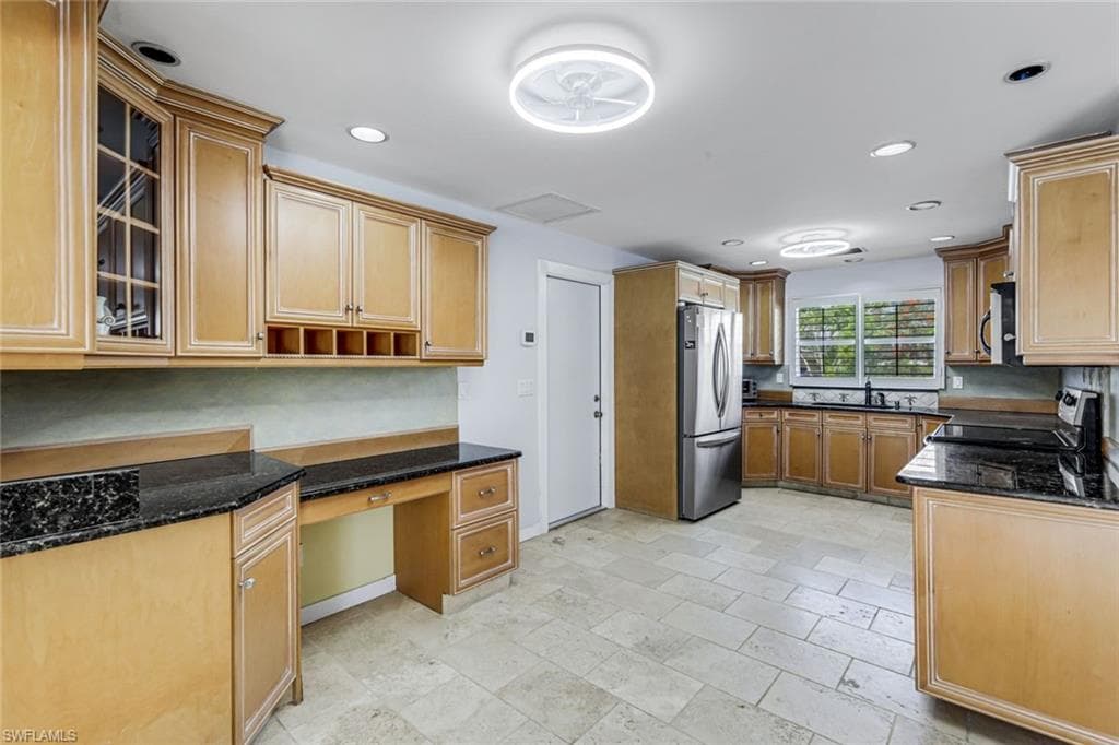 27061 Homewood DR-21