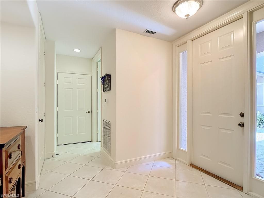 777 Regency Reserve CIR 4902-3