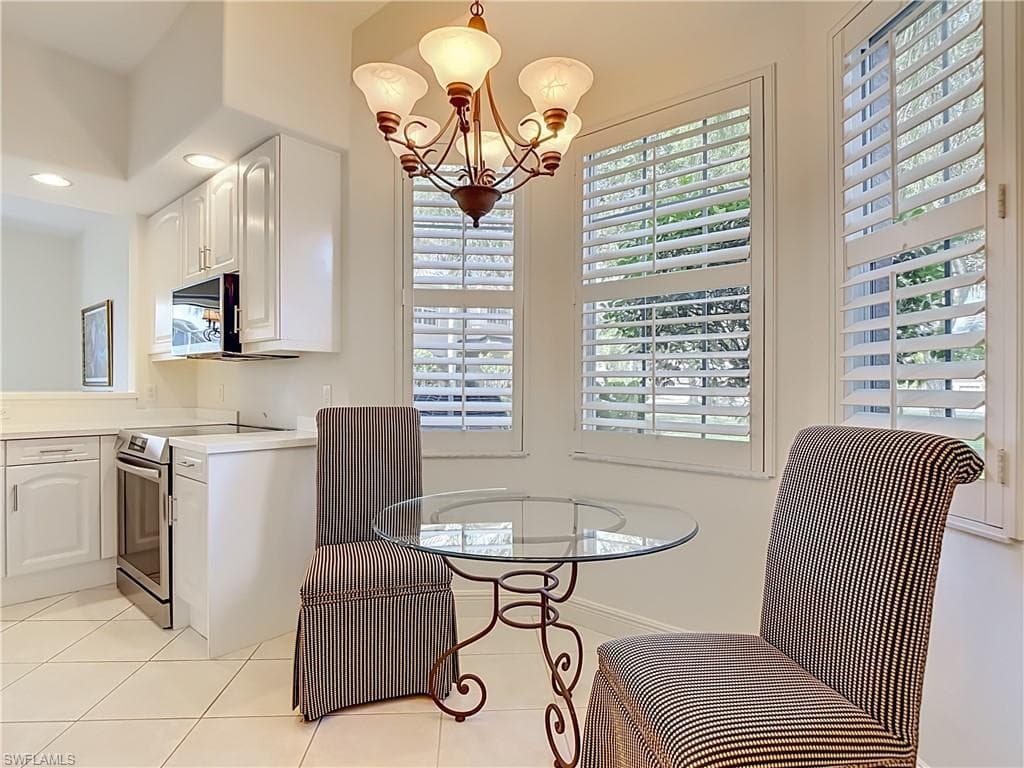 777 Regency Reserve CIR 4902-10