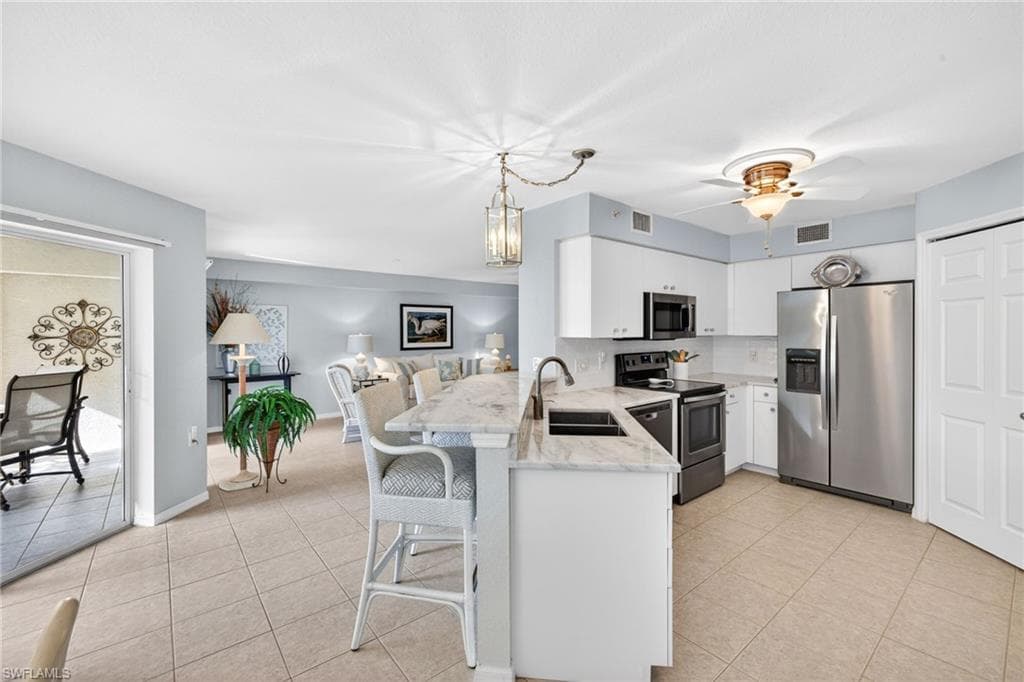 28851 Bermuda Lago CT 104-18