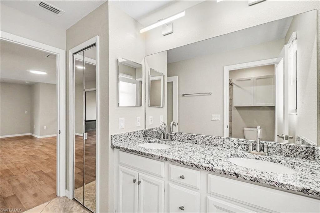 1588 Vizcaya LN-40