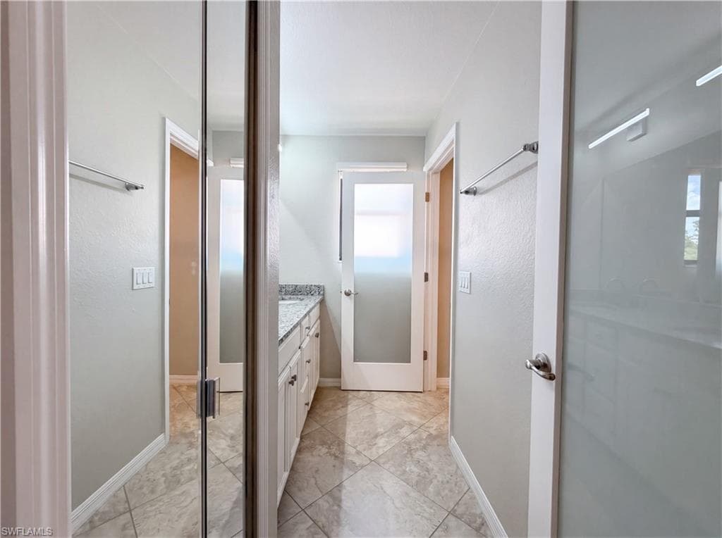 1588 Vizcaya LN-19