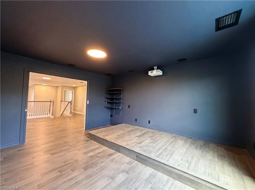1588 Vizcaya LN-29