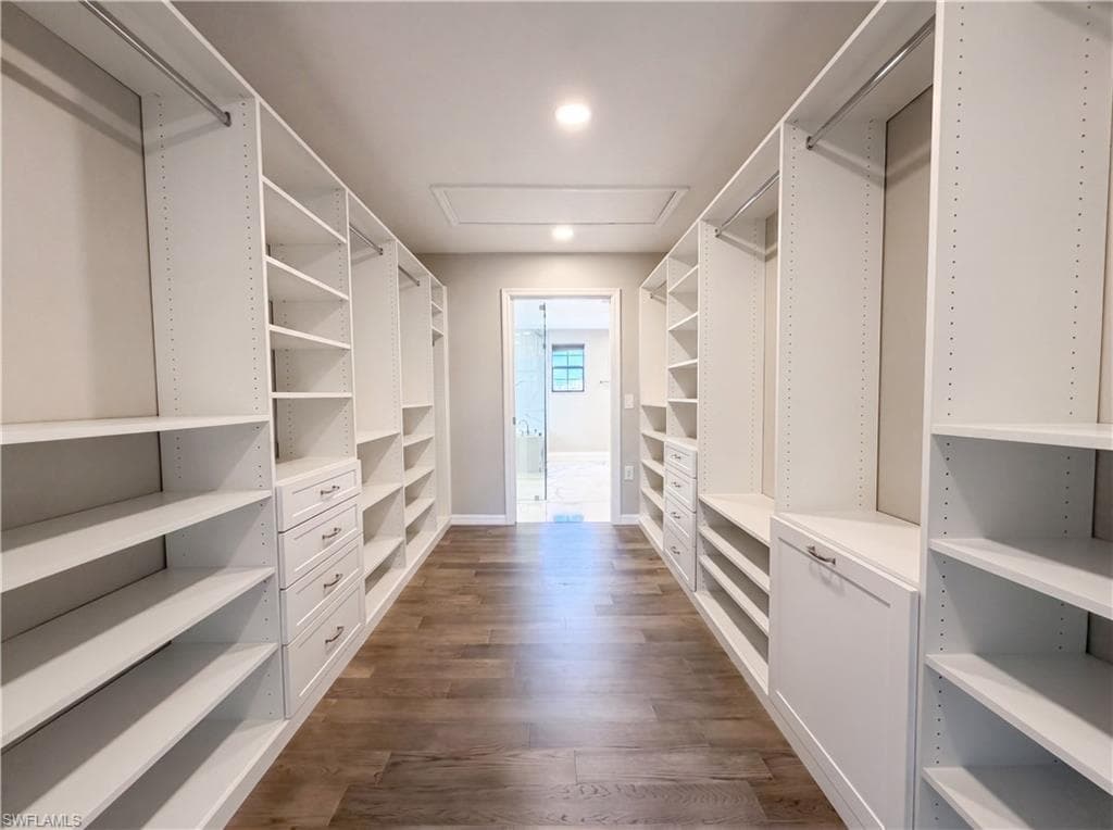 1588 Vizcaya LN-31