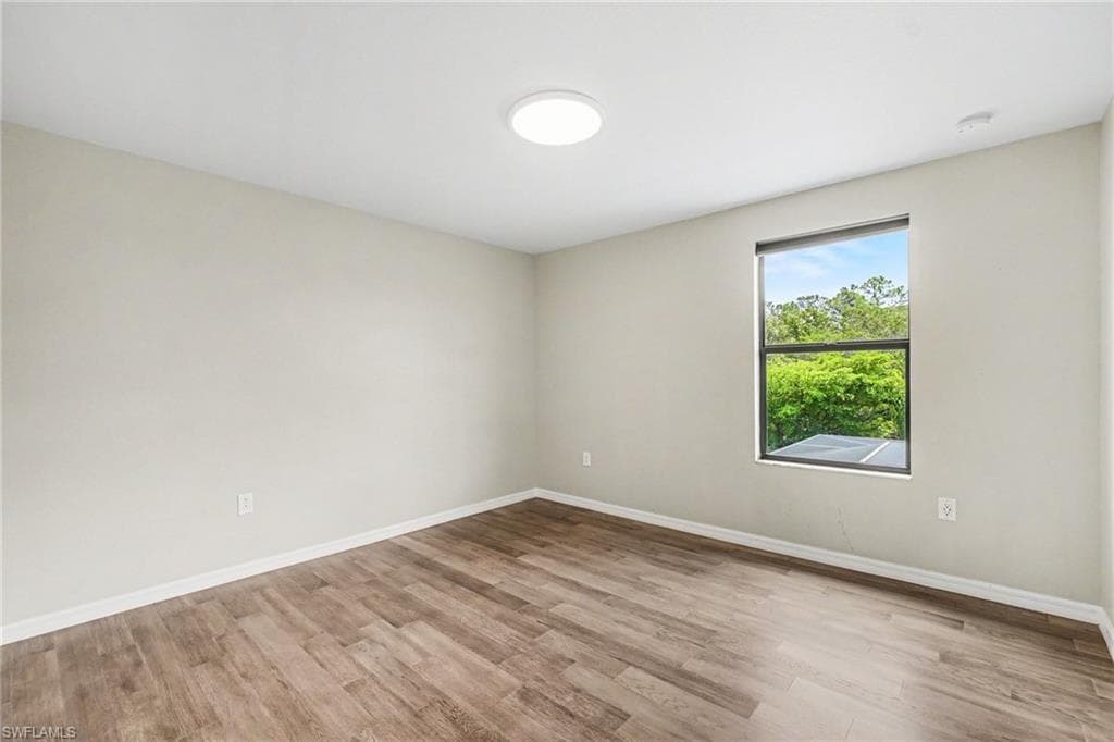 1588 Vizcaya LN-39