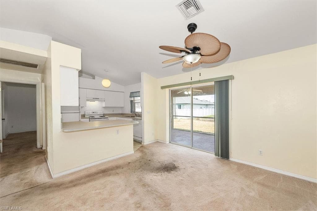 6211 Castlewood CIR-9