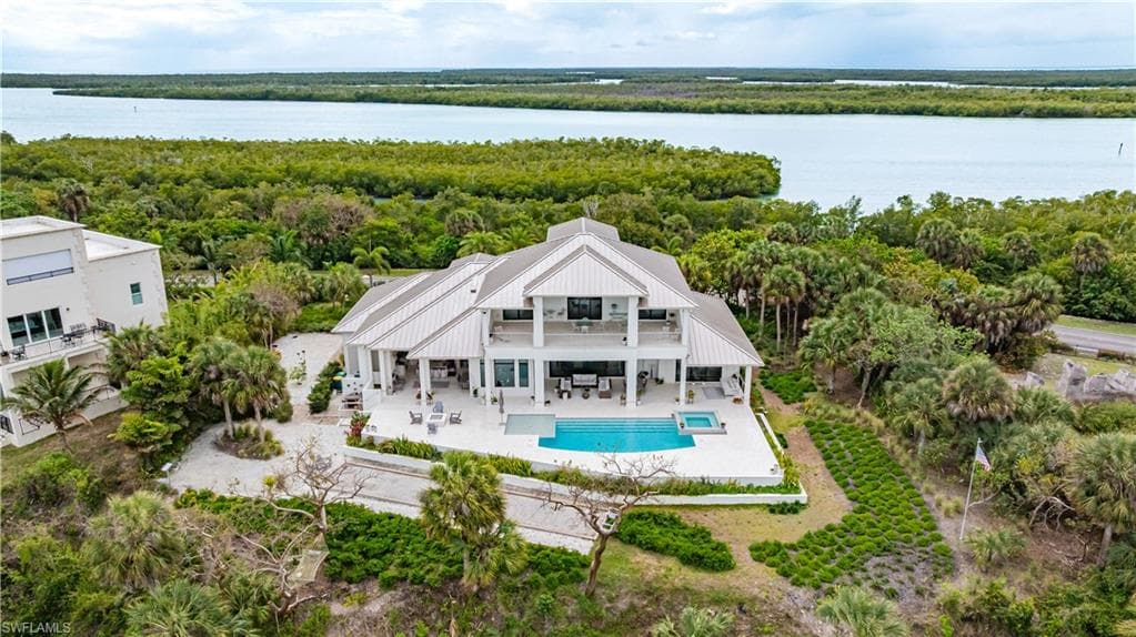 1247 Blue Hill Creek DR-50