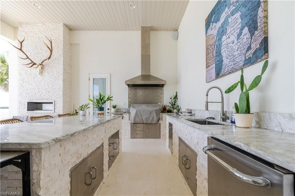1247 Blue Hill Creek DR-40