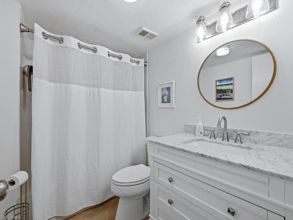 3207 Horse Carriage WAY 403-19