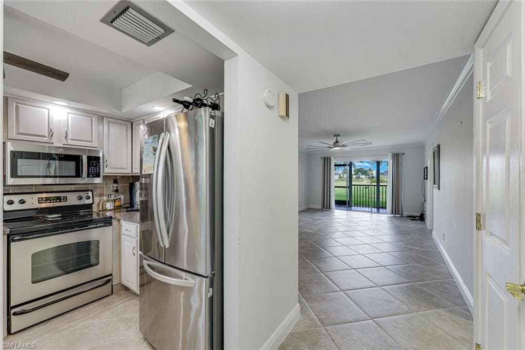 29 High Point CIR E 107-6