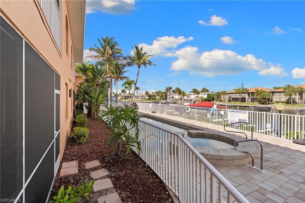 4566 SE 5th PL 106-32