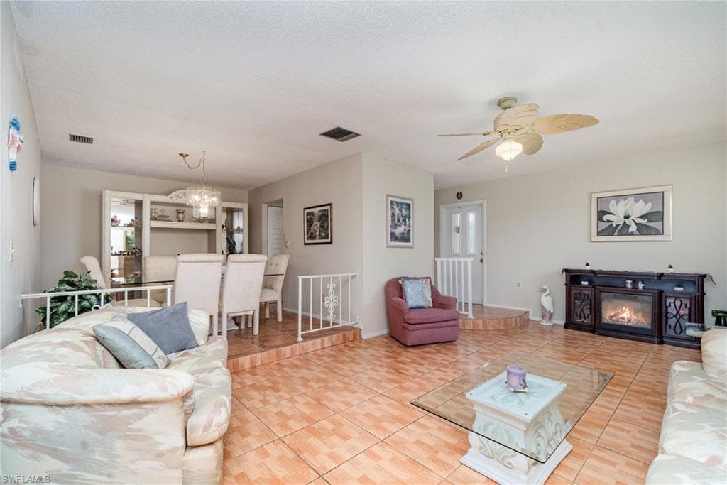 7151 Blanquilla CT-4