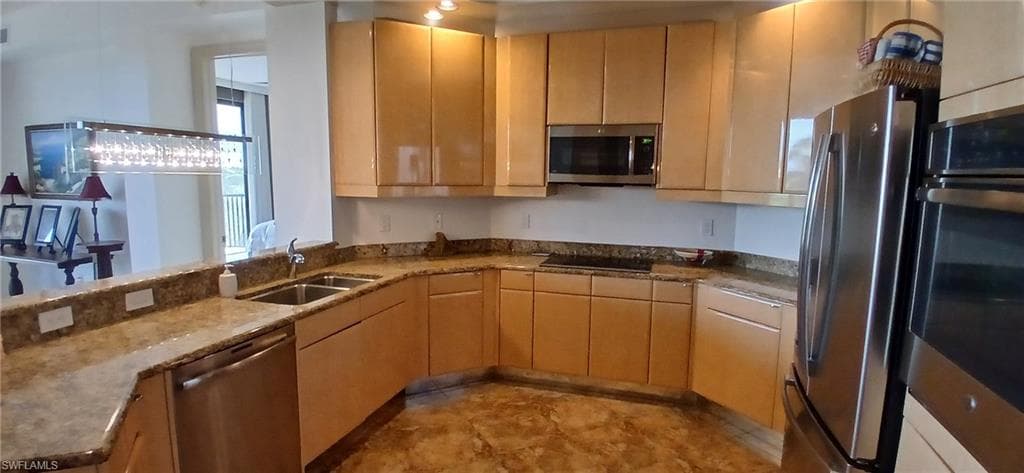 14350 Riva Del Lago DR 402-22