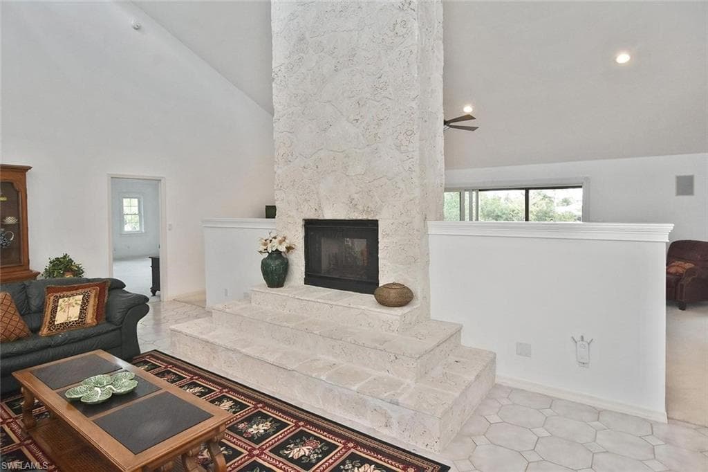 7226 Hendry Creek DR-9