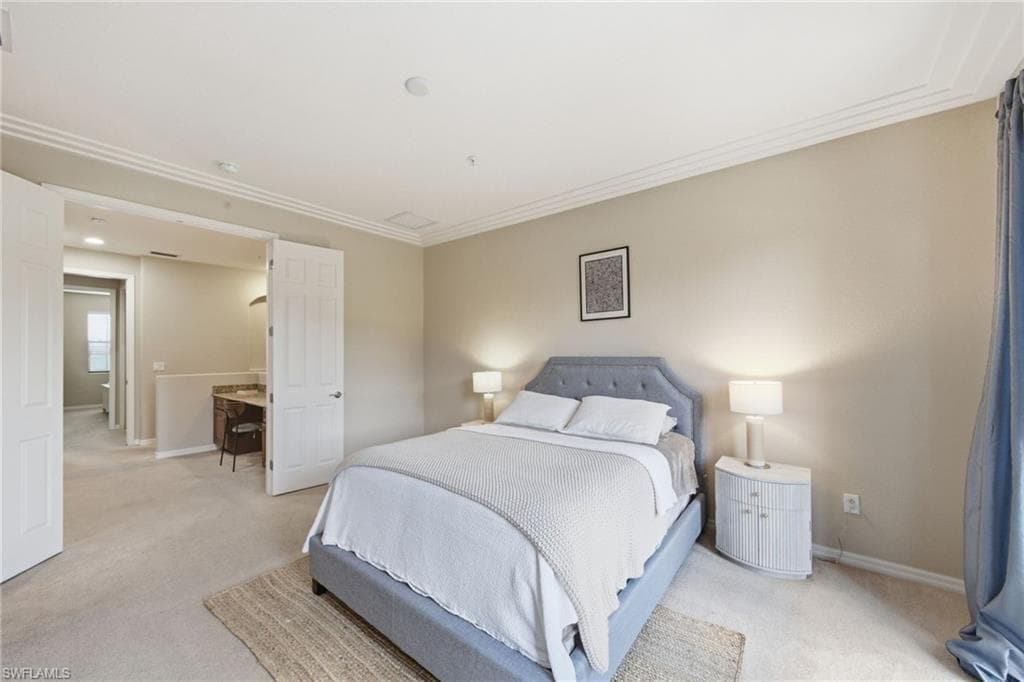 11736 Izarra WAY 7809-22