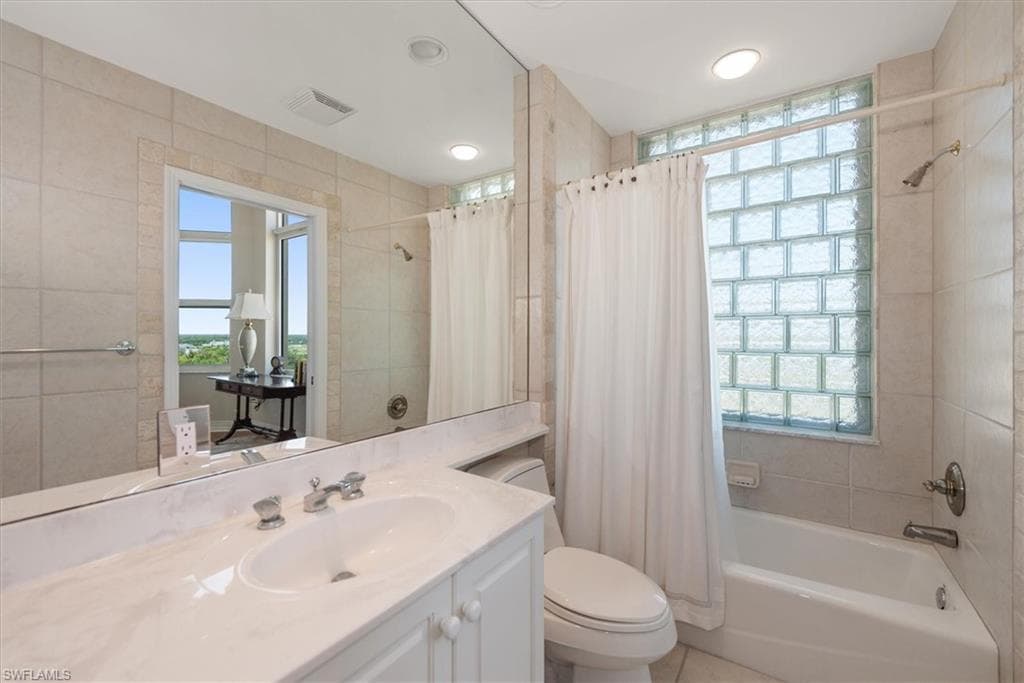 425 Dockside DR PH-1-27