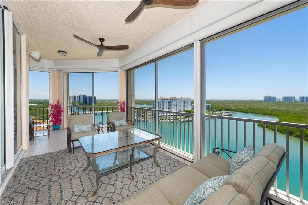 425 Dockside DR PH-1-24