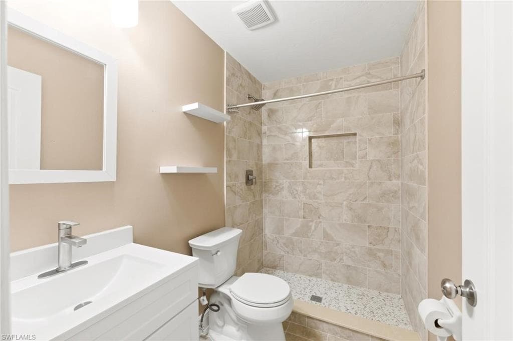 11528 Woodmount LN-27