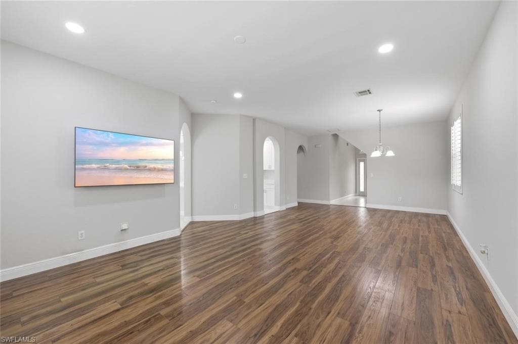 11528 Woodmount LN-6