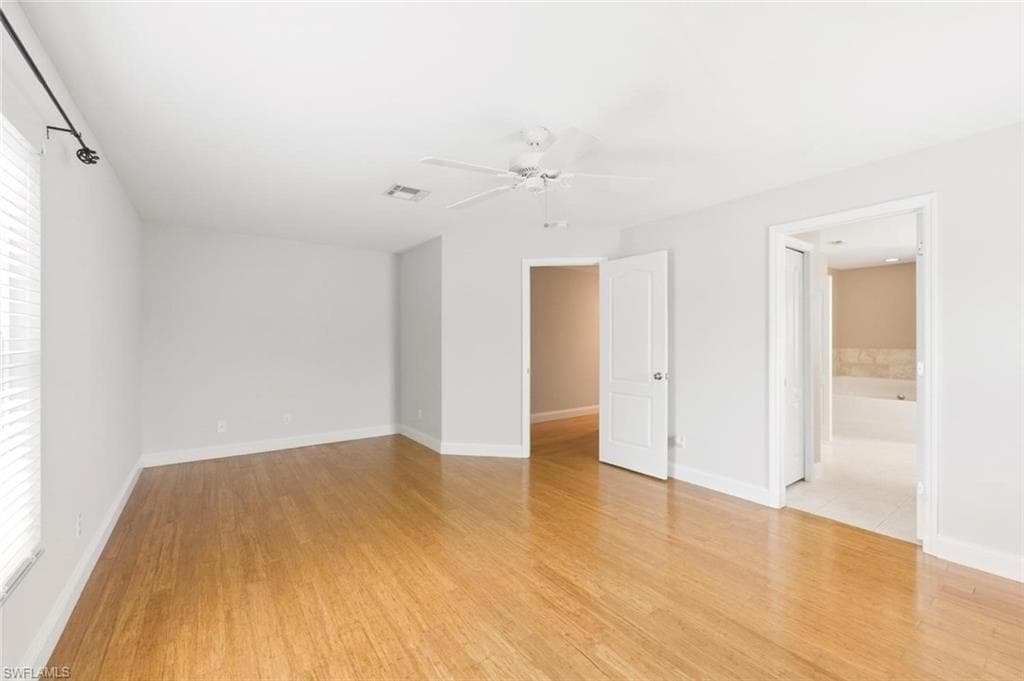 11528 Woodmount LN-22