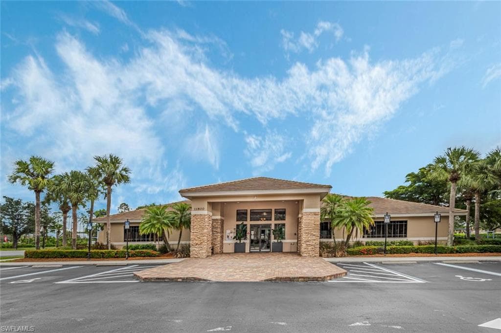11528 Woodmount LN-34