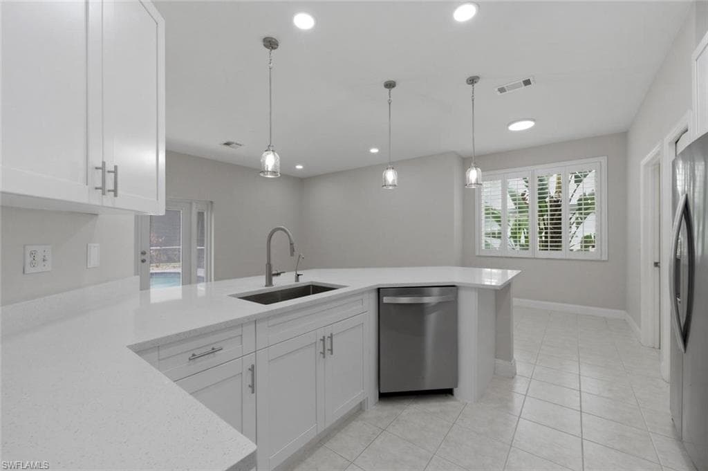 11528 Woodmount LN-18