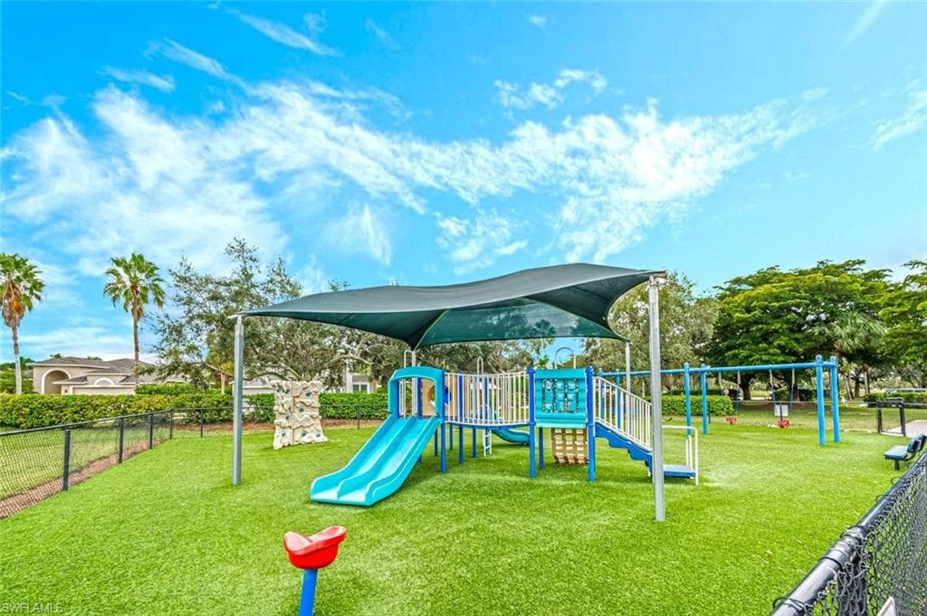 11528 Woodmount LN-39