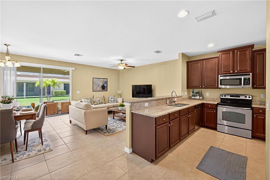 3806 Clearbrook LN-2