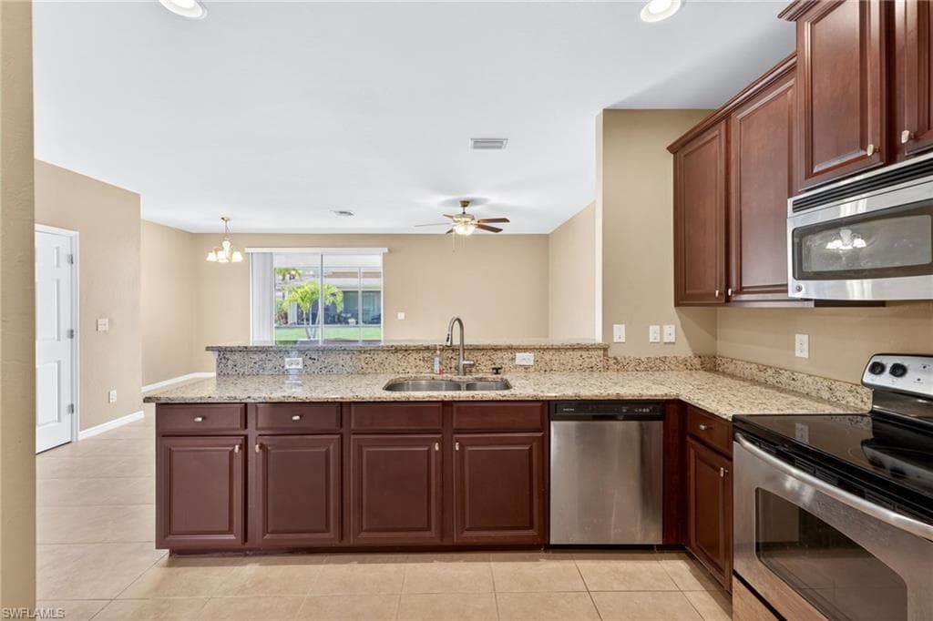 3806 Clearbrook LN-6