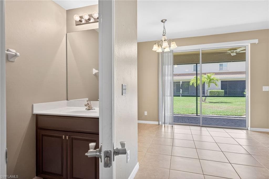 3806 Clearbrook LN-12
