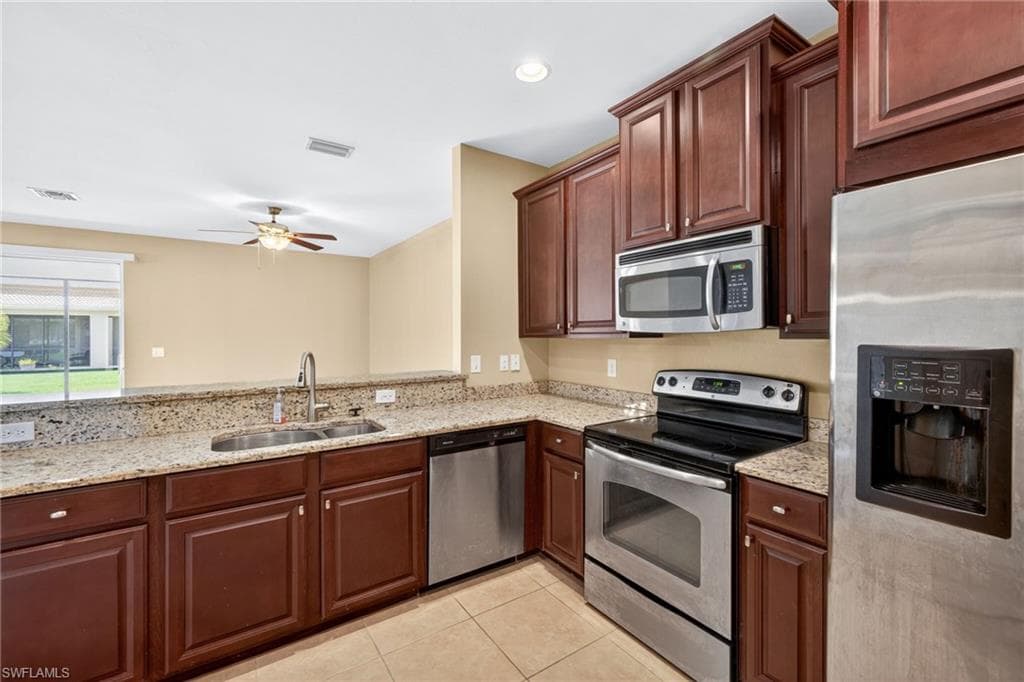 3806 Clearbrook LN-5