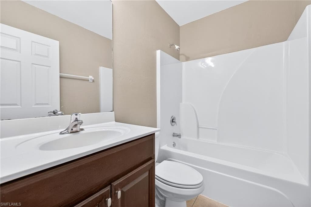 3806 Clearbrook LN-19