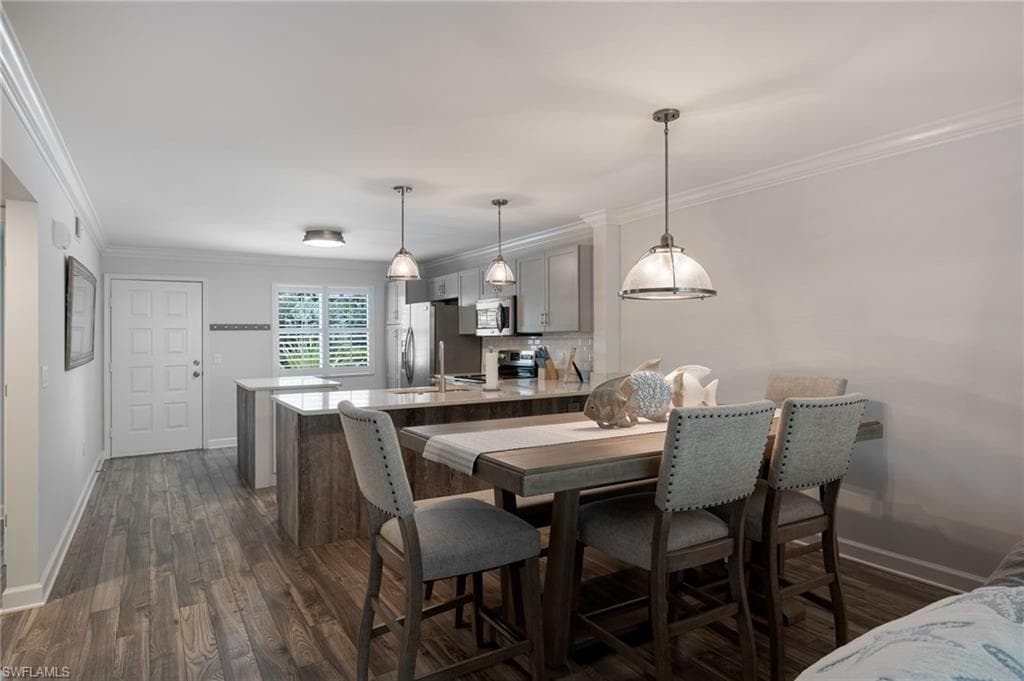 3021 Sandpiper Bay CIR E106-11
