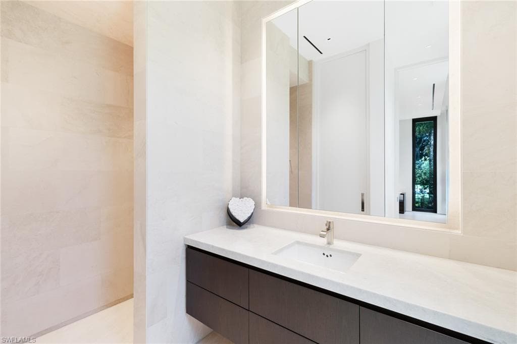 3655 Fort Charles DR-30