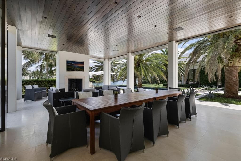 3655 Fort Charles DR-38