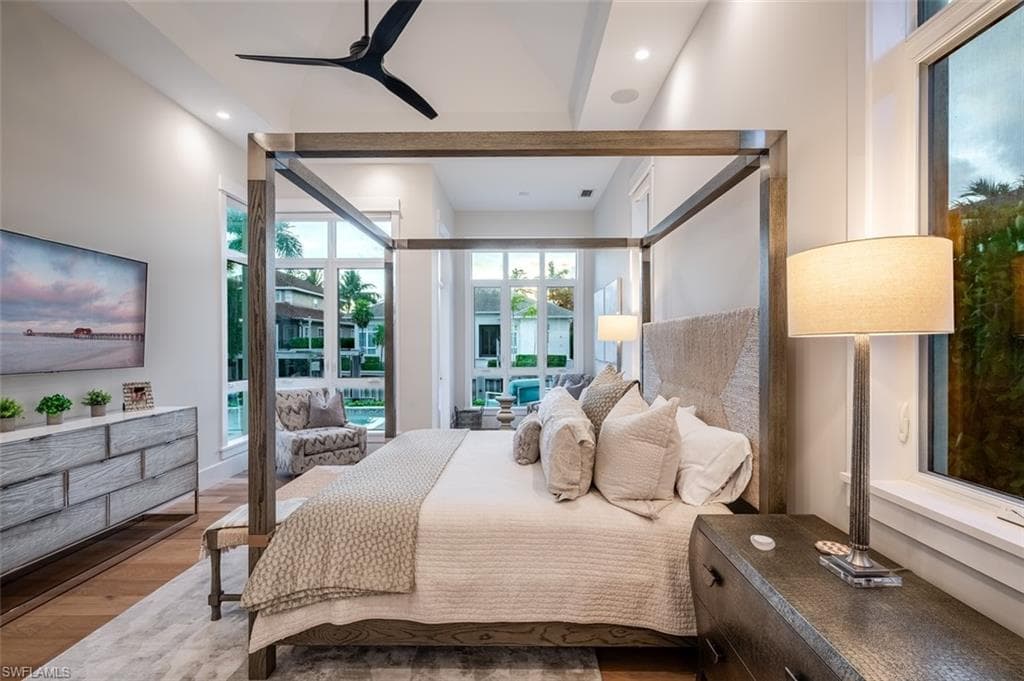 2100 SNOOK DR-25