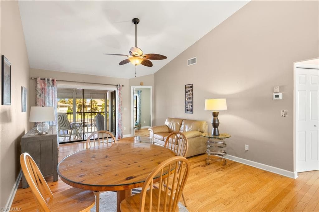 4616 SE 5th PL 208-6