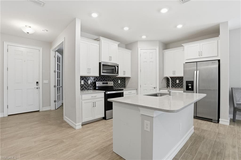 28009 Seasons Tide AVE-2