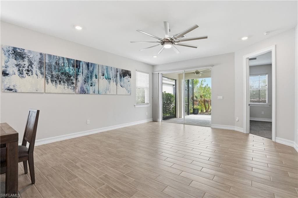 28009 Seasons Tide AVE-9