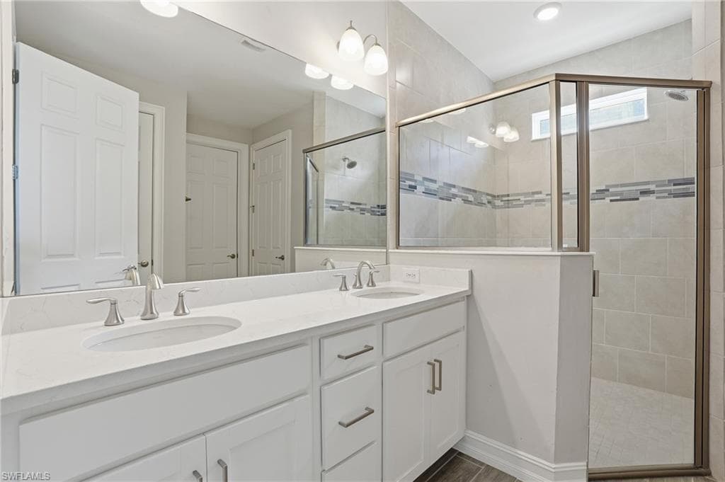 28009 Seasons Tide AVE-14