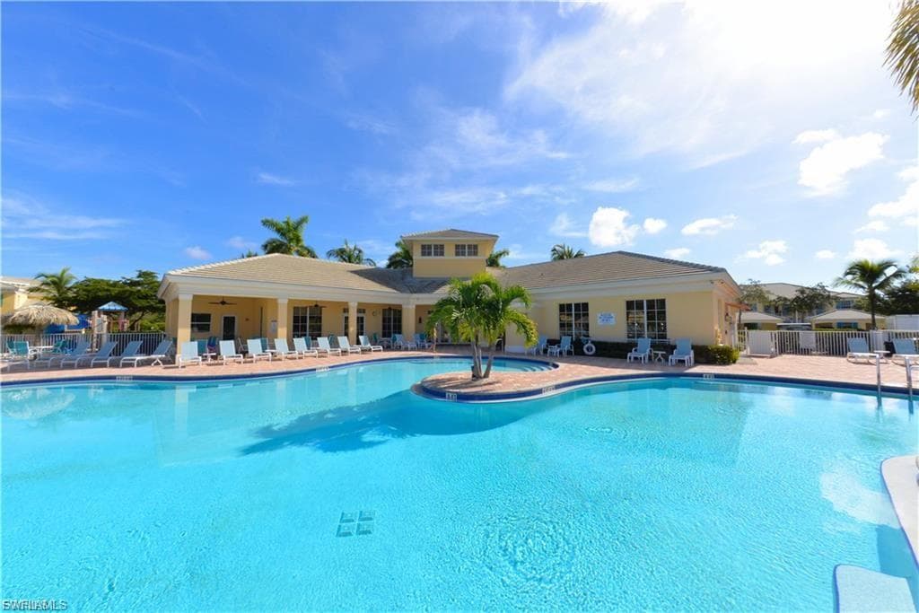 14551 Dolce Vista RD 202-42